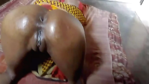 Deshi Indian Women Oil Massage - Deshi Women