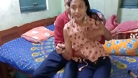 Indian Bengali Sweety Vabi Sex At Step Nephu