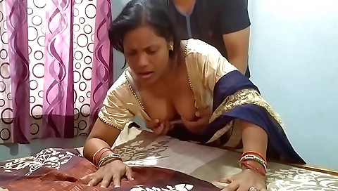Hot Office Staff Romantic Sex Secretly With Manager With Hindi Sex