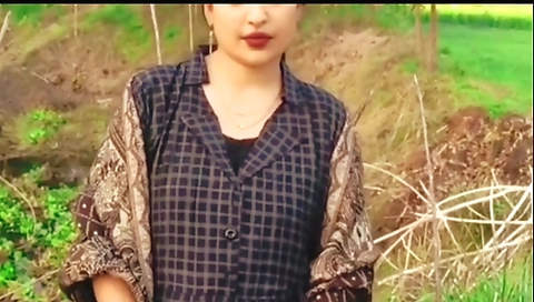 Beautiful Housewife Having Sex With Eggplant In Her Pussy. In The Mustard Garden.outdoor Sex